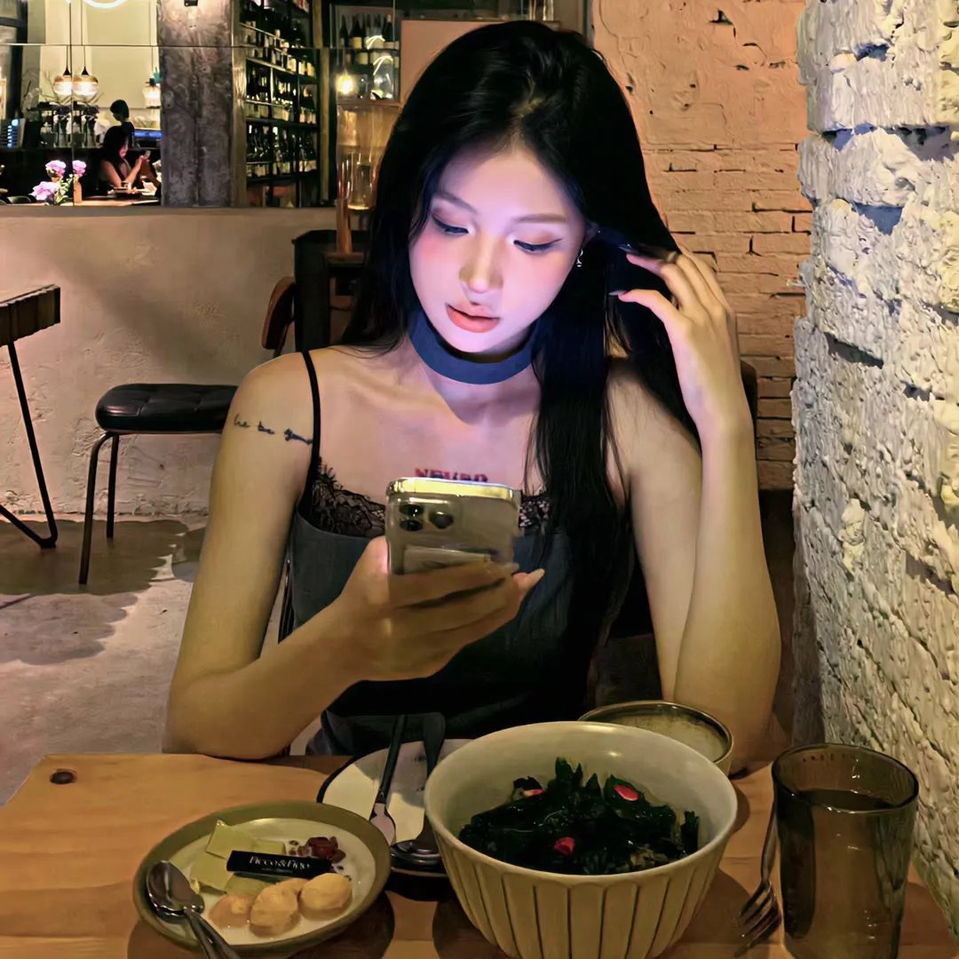 头部网红又出大瓜：隐婚生子，评论区彻底沦陷，前后半年